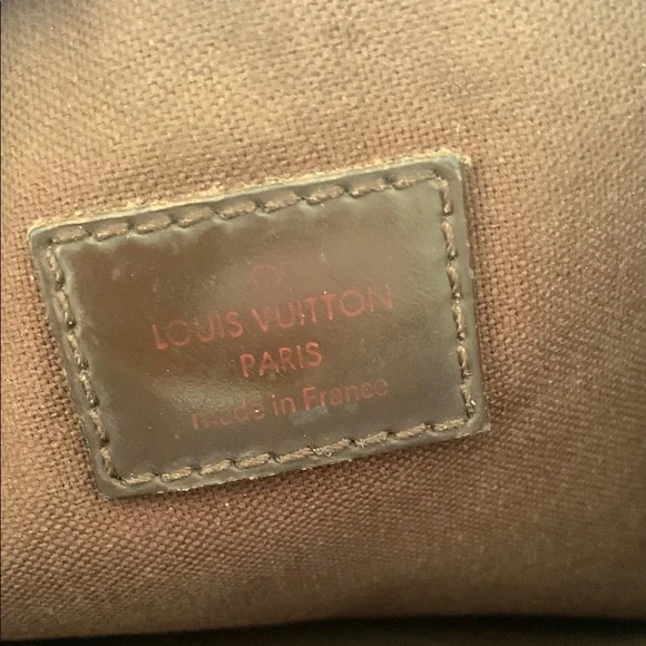 Authentic Louis Vuitton crossbody - Picture 6 of 14